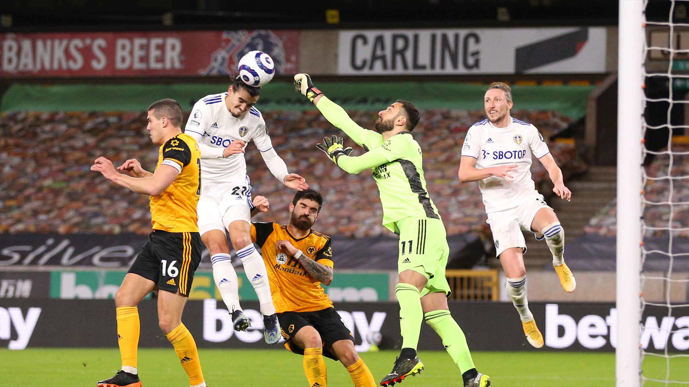 Wolves' John Ruddy wins Championship Golden Glove award, Football News