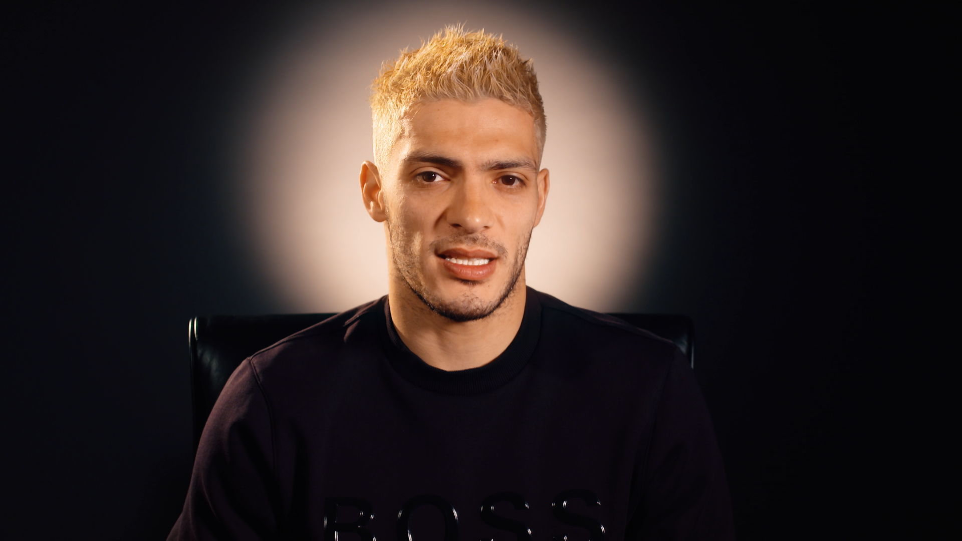 Raul Jimenez Code Red Where To Watch Documentário “Code Red” retrata recuperação de Raúl Jimenez um ano após
