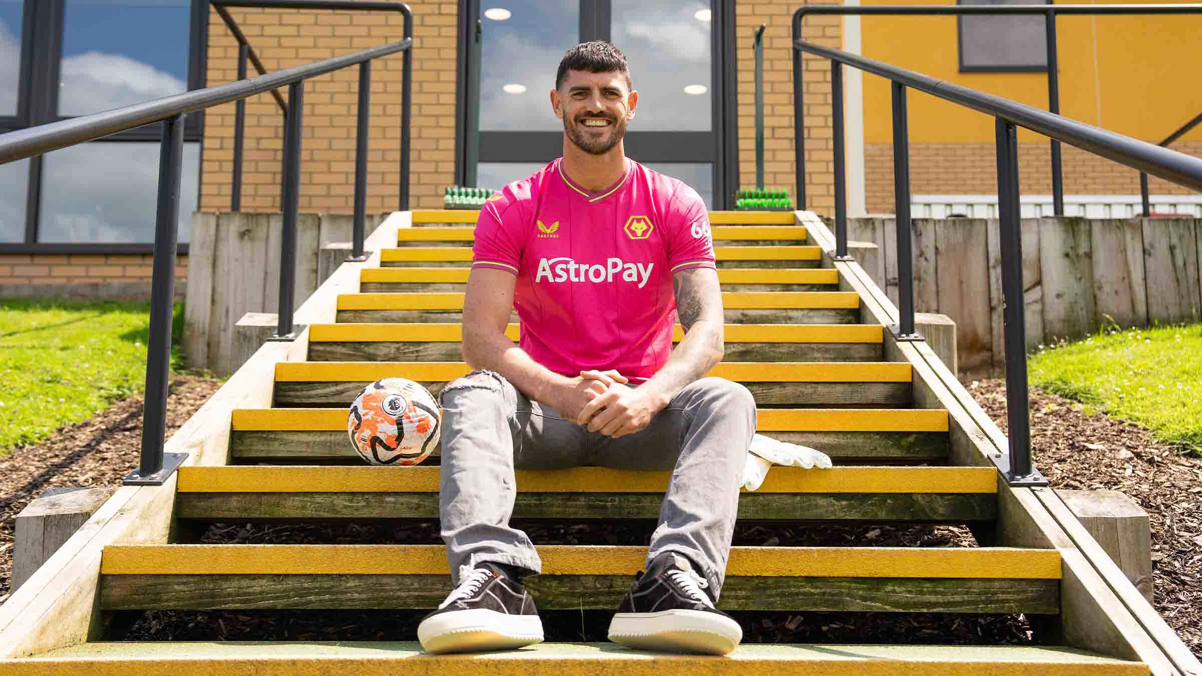 King adds experience to Wolves | Men's First-Team | News | Wolverhampton  Wanderers FC